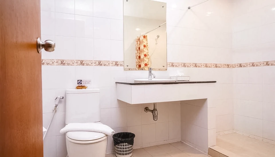 هتل نپتونا پوکت